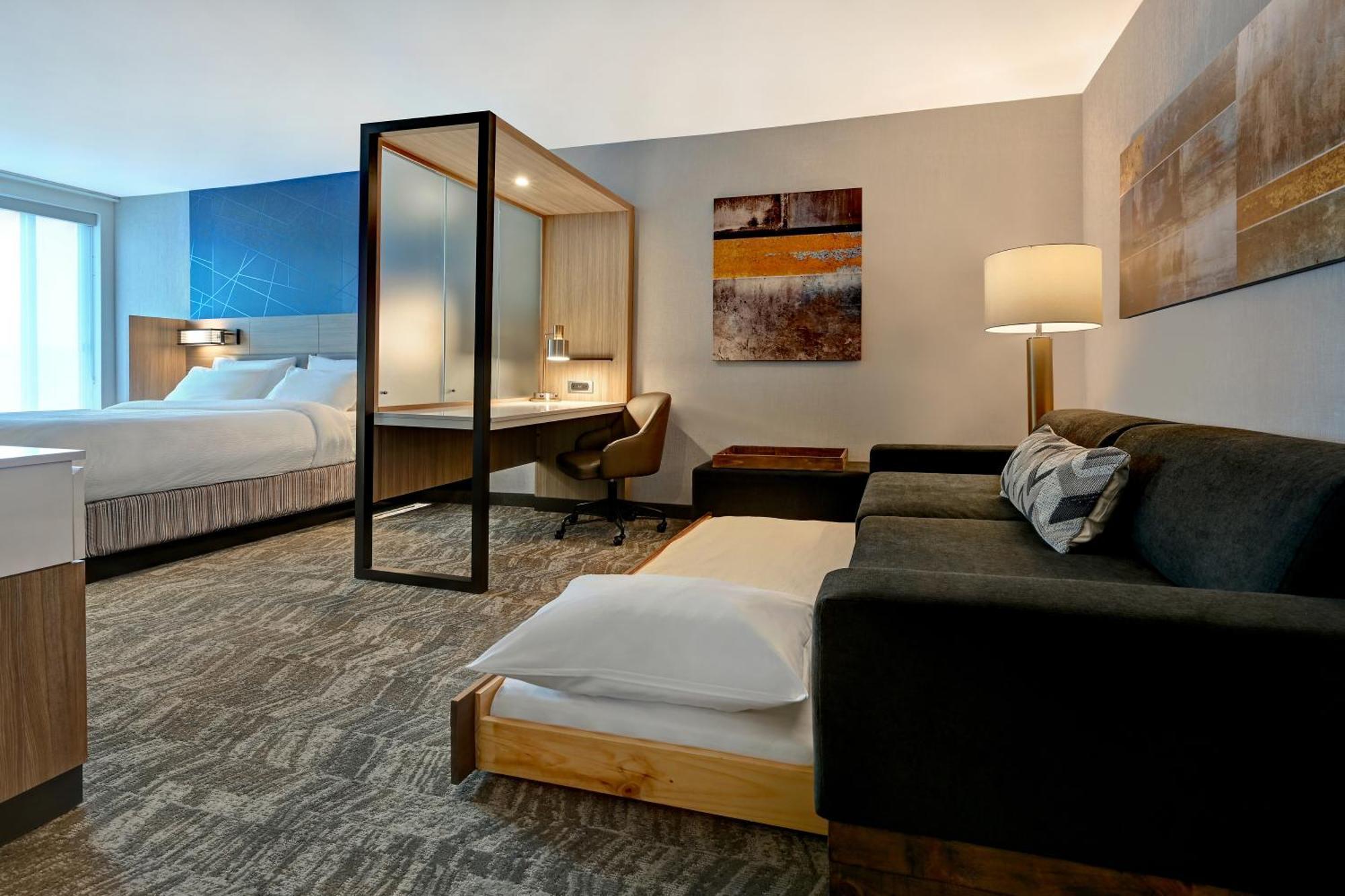 Springhill By Marriott Area Hotel 3*