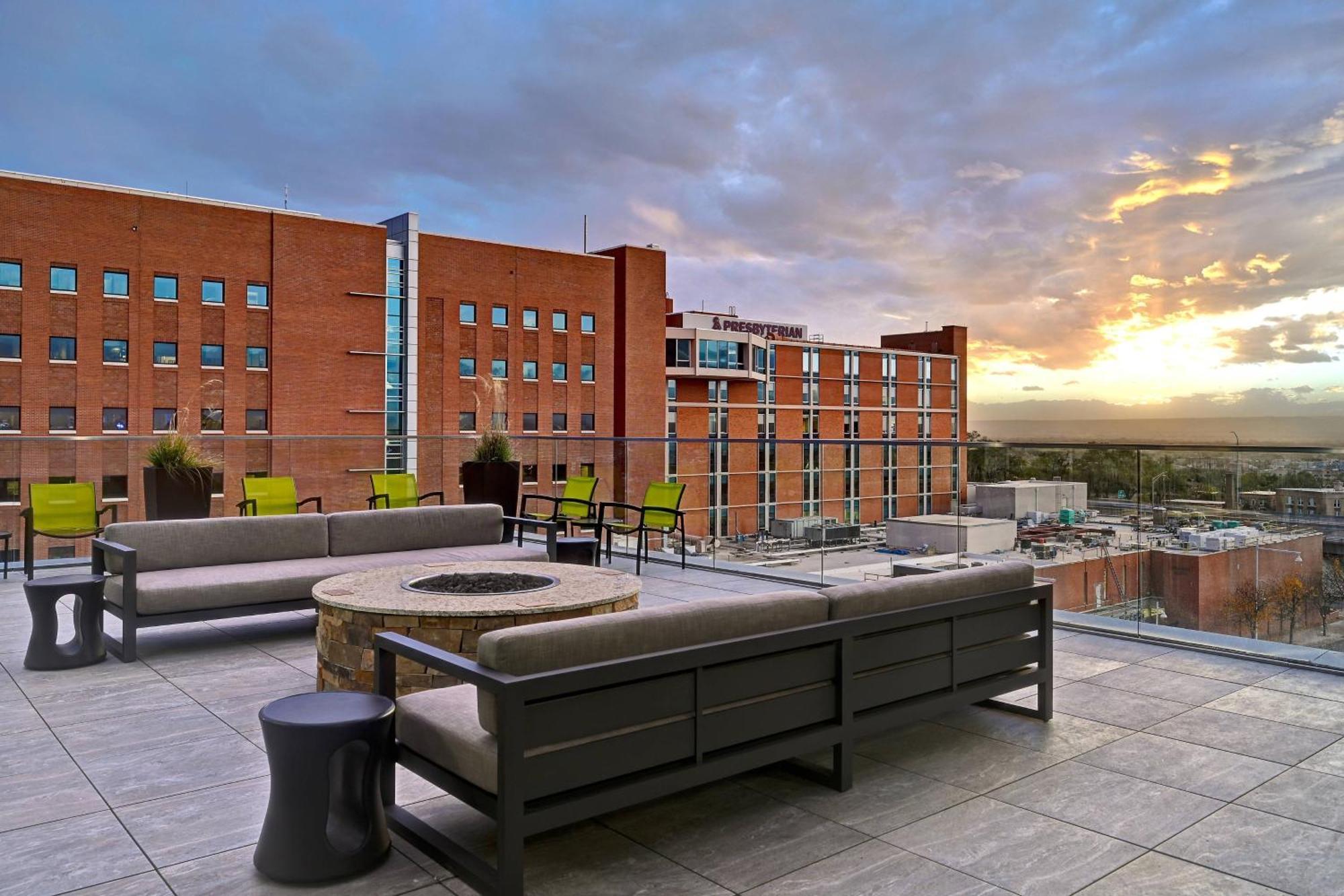 Hotel Springhill By Marriott Area 3*