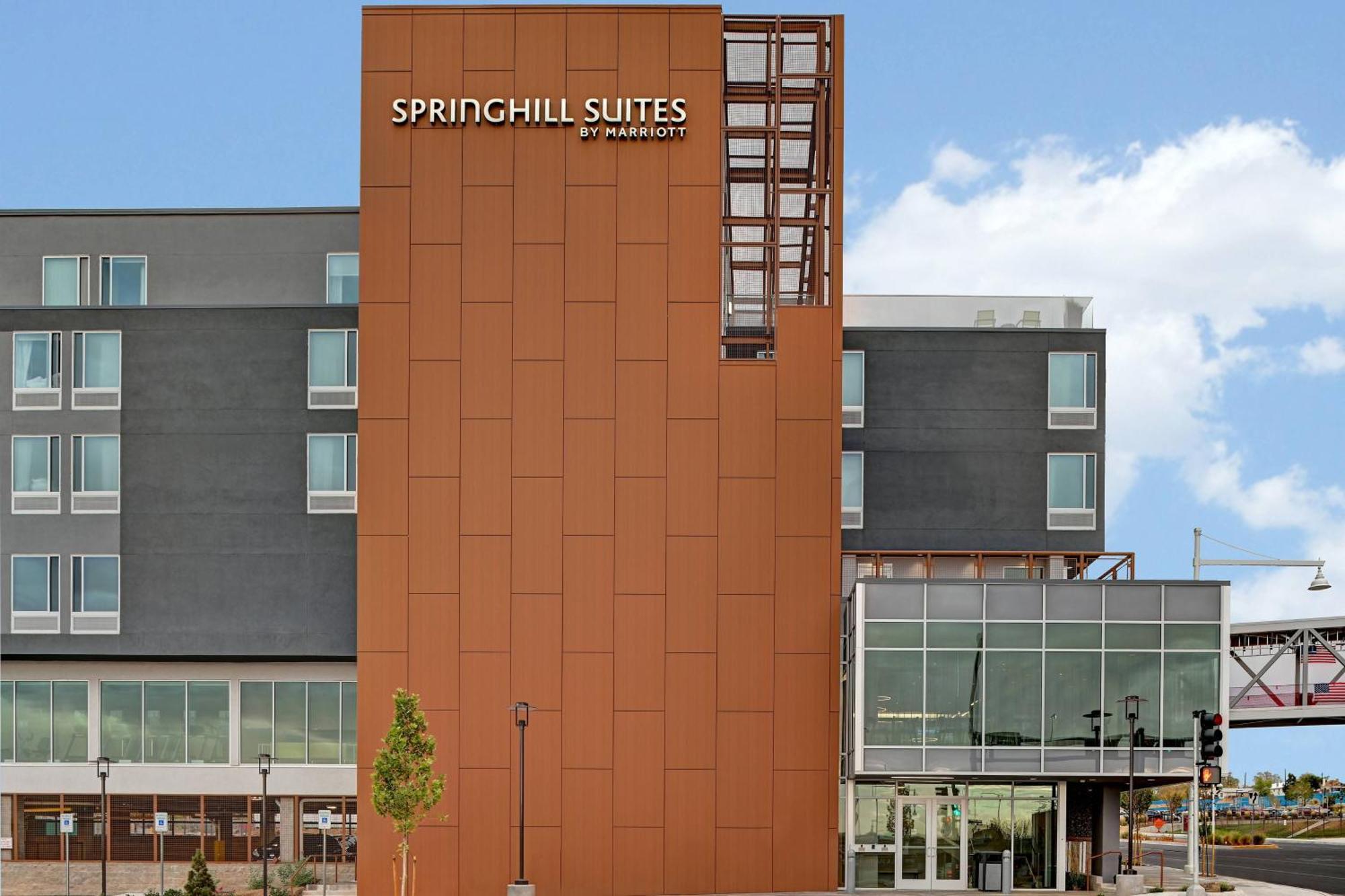 Springhill By Marriott Area Hotel